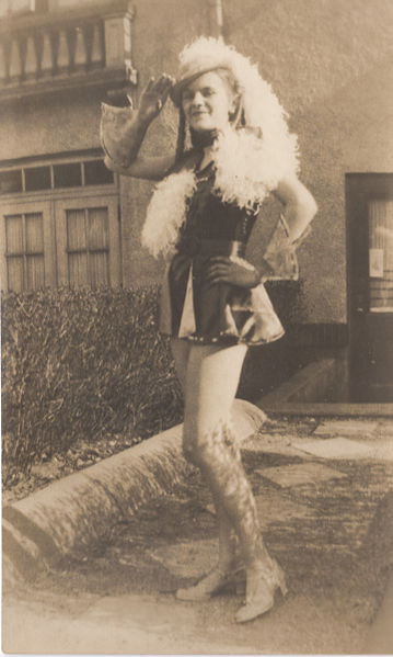 File:Gretchen-Myrtle-Farwell.jpg