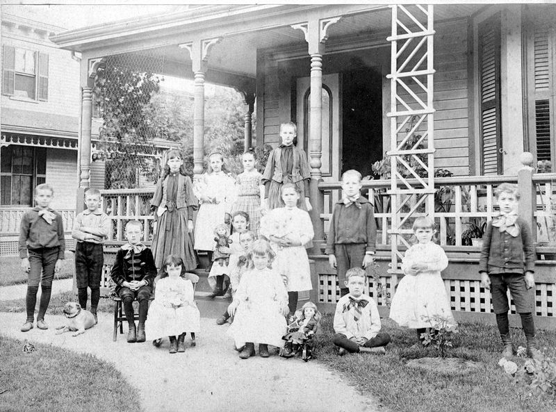 File:55 Oak Street and kids 1 copy.jpg